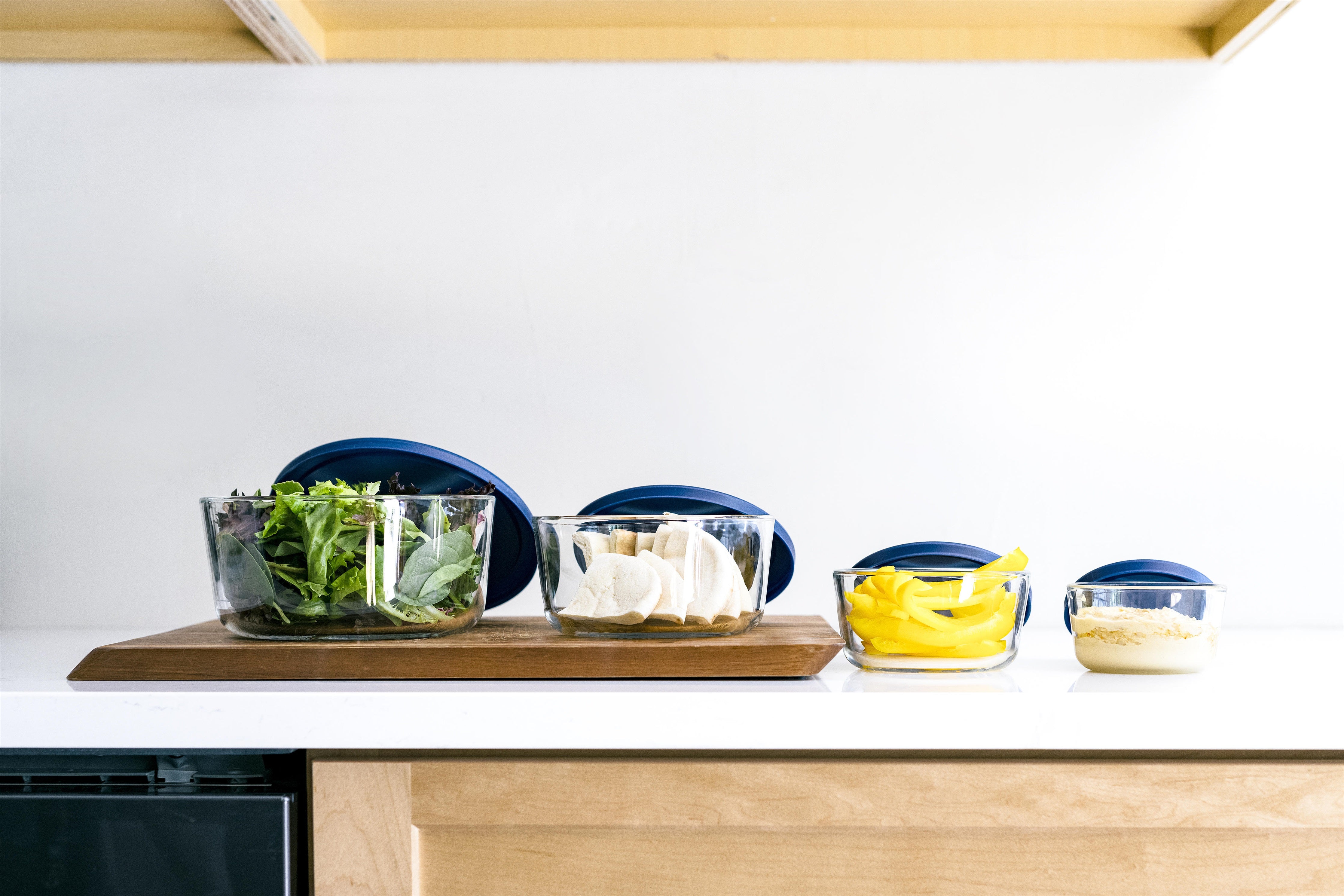 Glass Food Storage Containers - 8 Piece (4 Containers + 4 Lids) Round Nesting Space-Saving Set