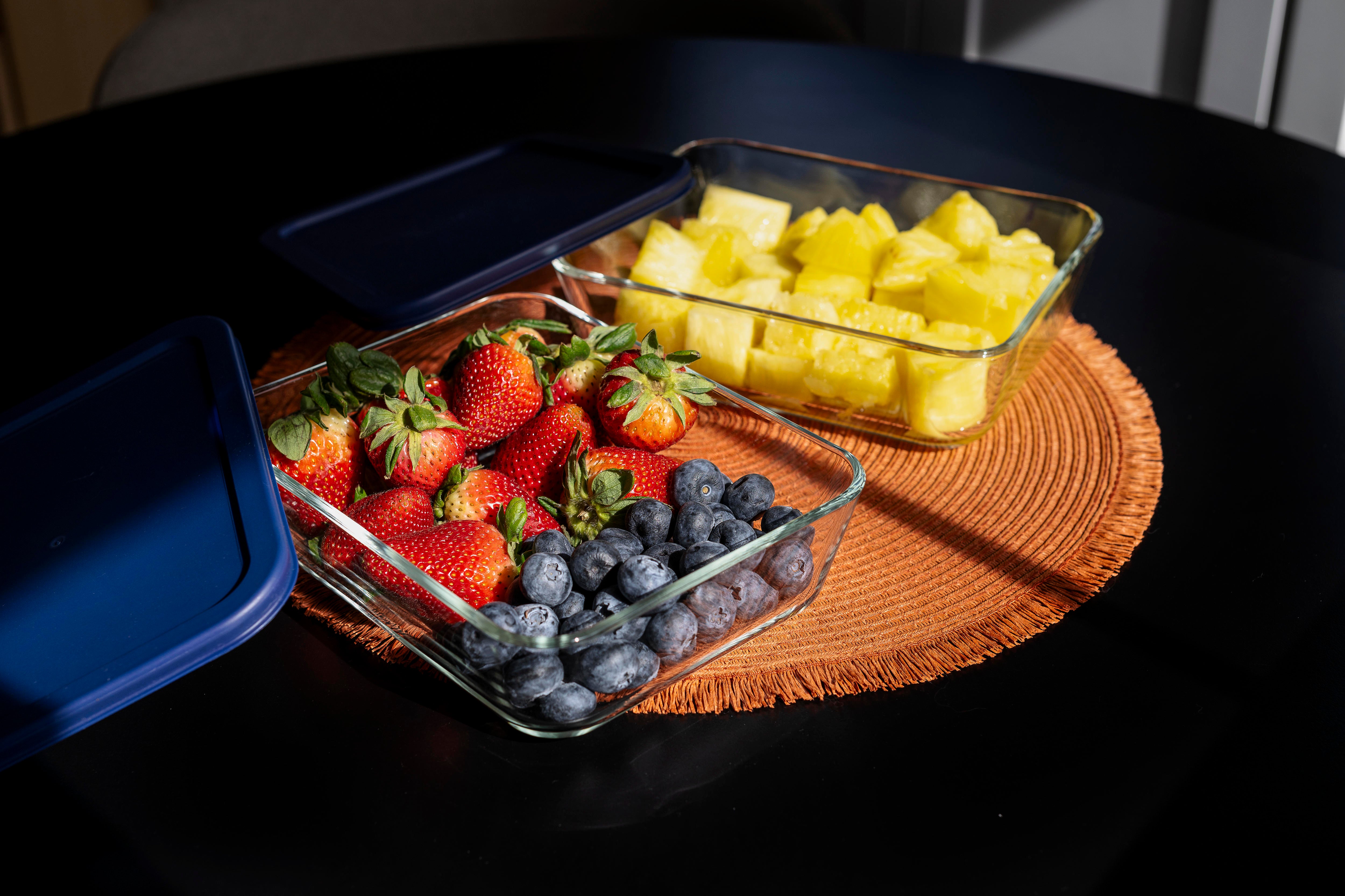 Glass Food Storage Containers - 8 Piece 6.55 Cup (4 Containers + 4 Lids) Rectangular Set