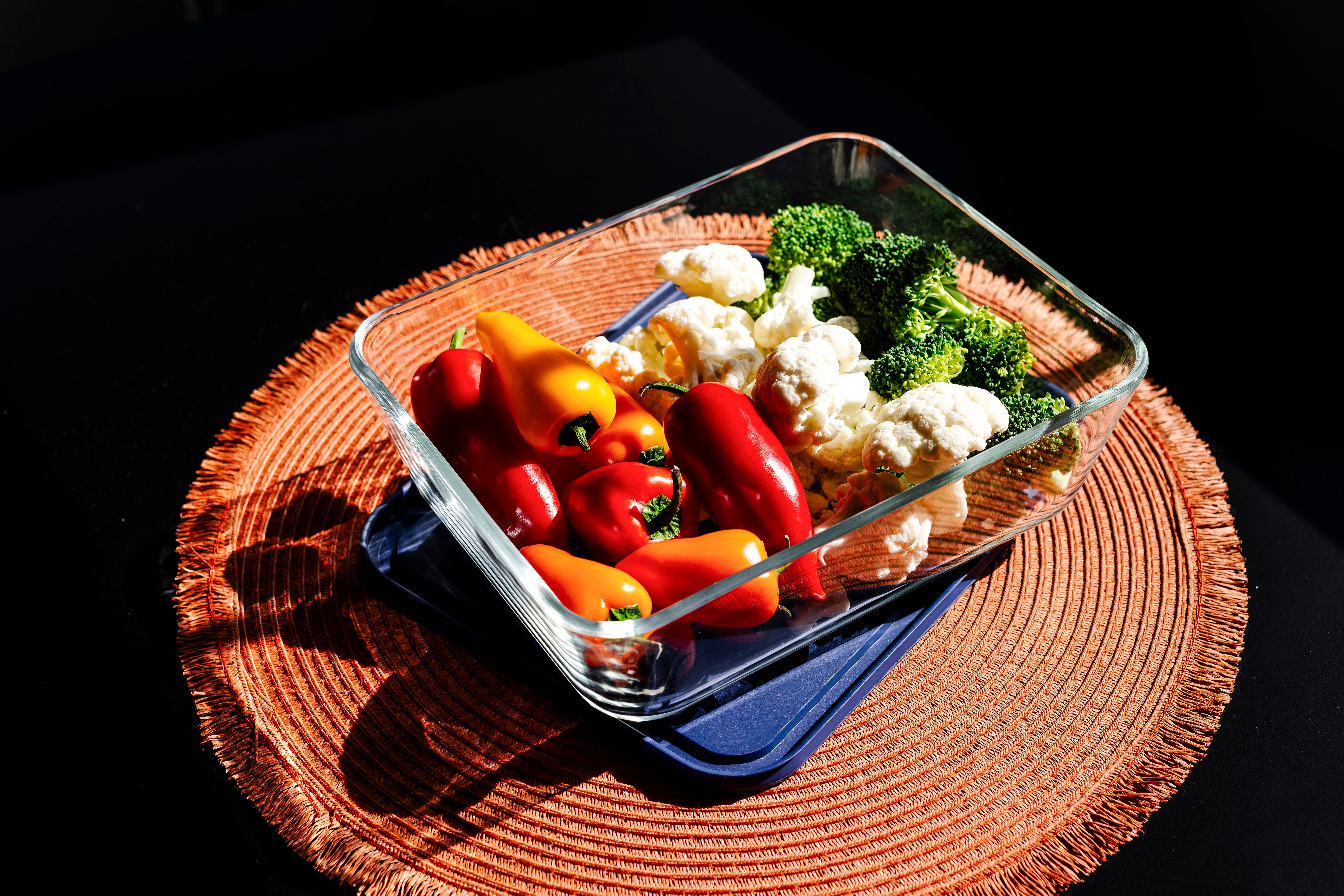 Glass Food Storage Containers - 2 Piece 11 Cup Set (1 Containers + 1 Lids)