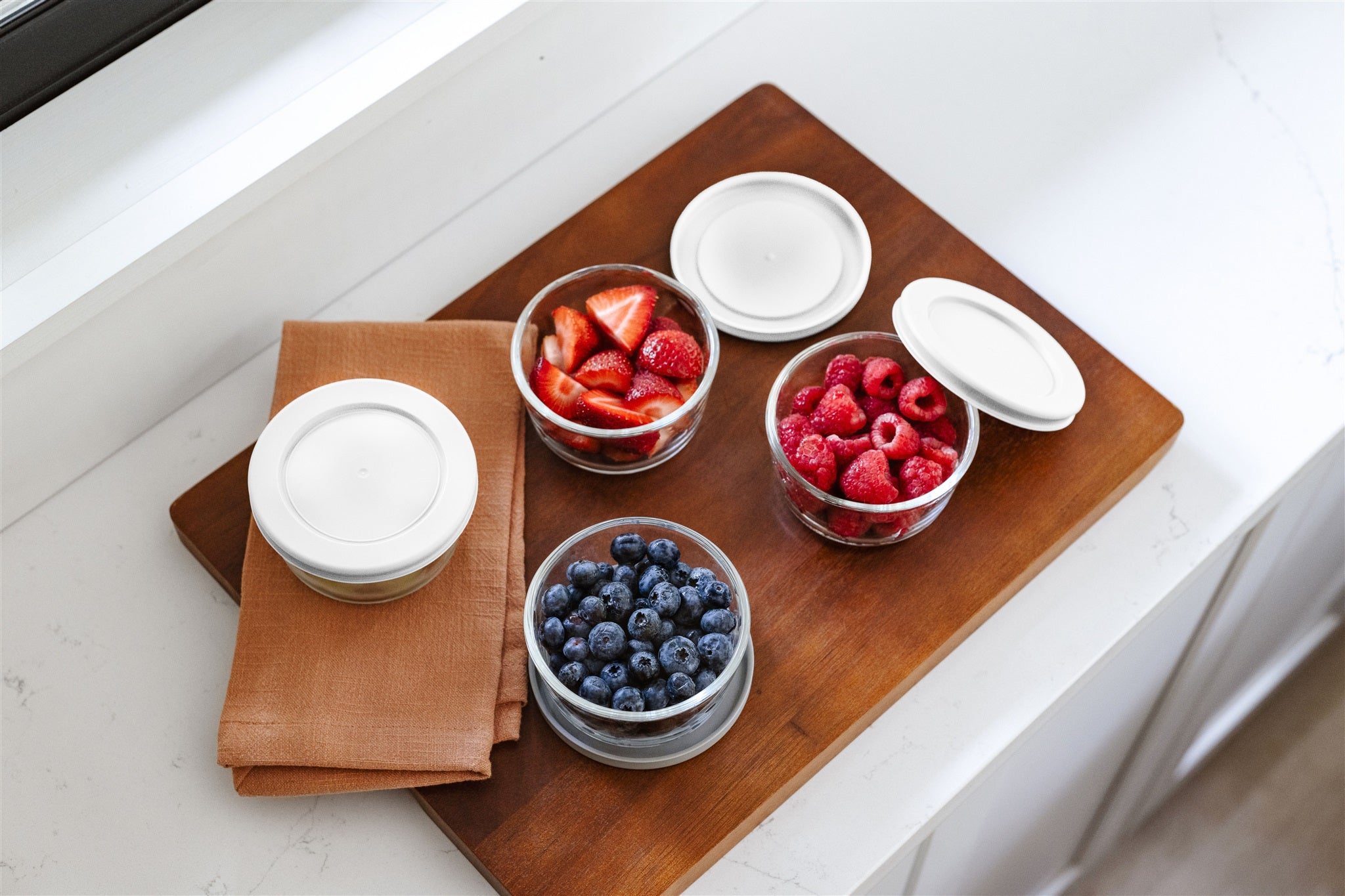 Glass Food Storage Containers - 16 Piece 7oz Set (8 Containers + 8 Lids), White