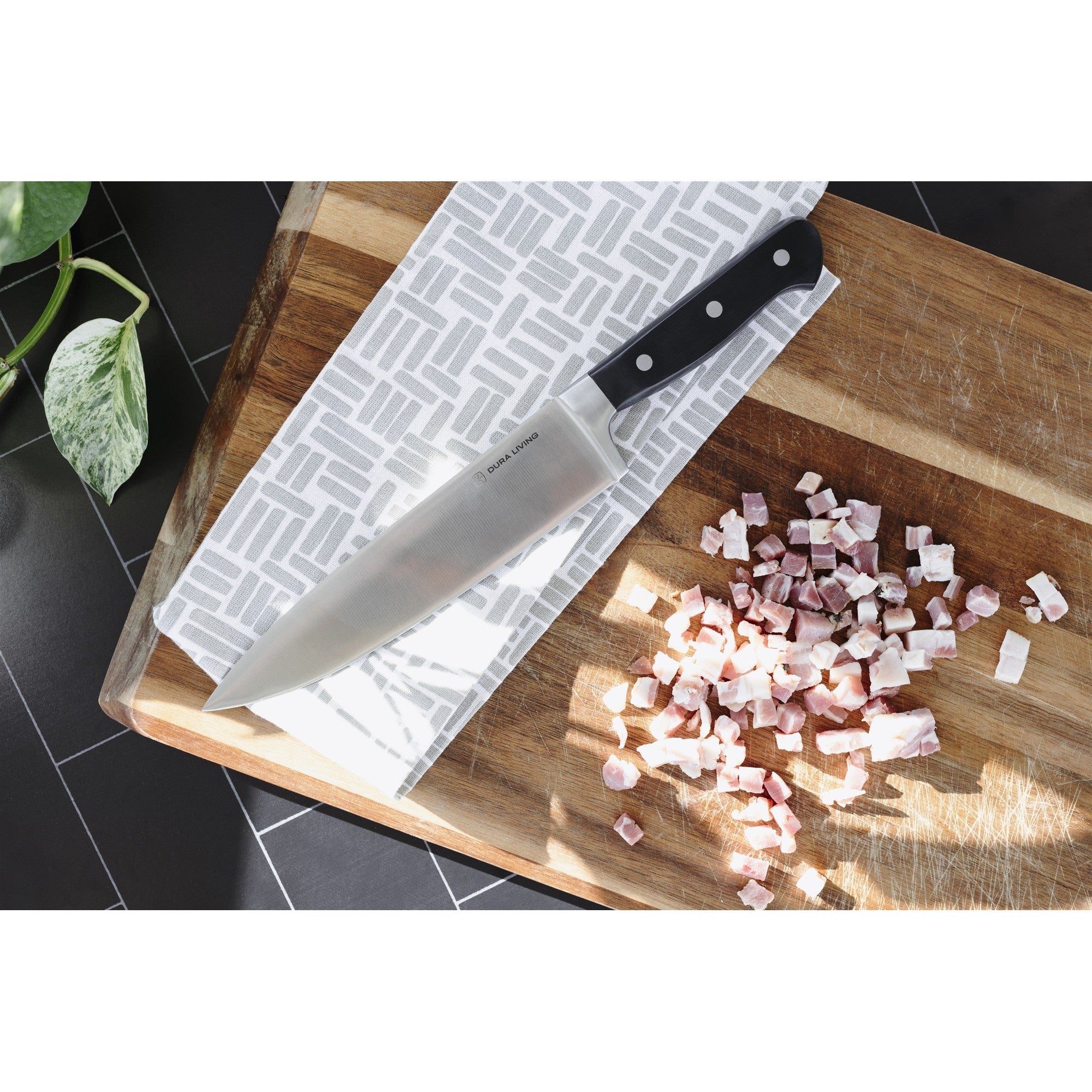Superior 8 inch Chef Knife - Black – Detail – Dura Living